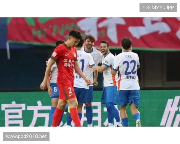 山东泰山全队失控问题显现,表面进攻掩盖防守稳定性承压阶段性变化