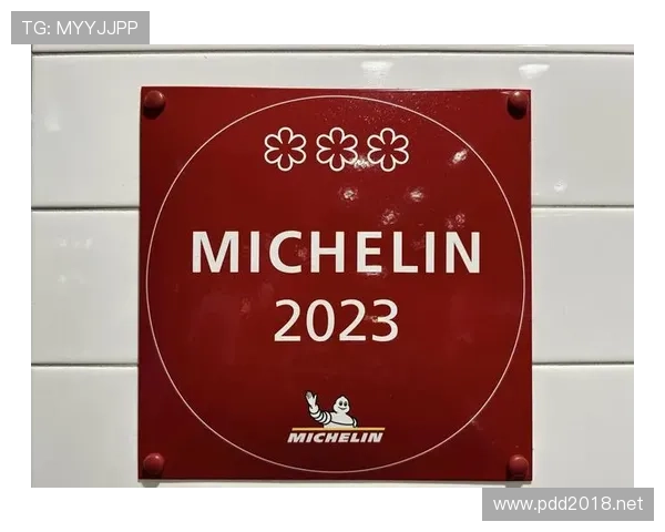 李诗沣训练完直接打车去米其林三星，这日子过得跟偶像剧男主似的